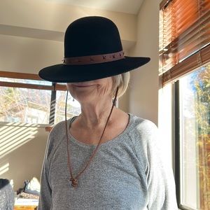 Black felt wool Brixton Hat